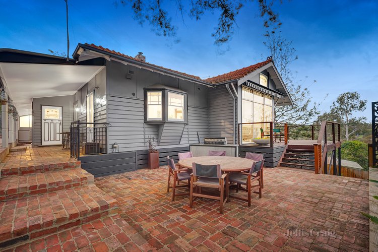 29 Meruka Drive Eltham 3095