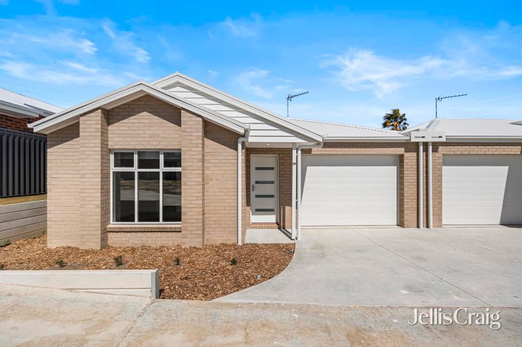 29 Miners Crescent  Ballarat East 3350