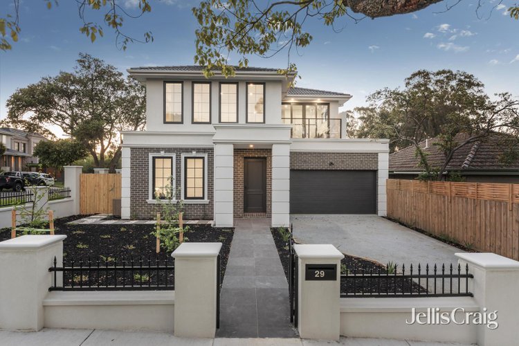 29 Rostrevor Parade Mont Albert North 3129
