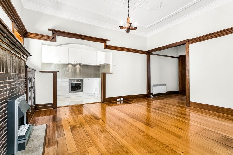 2/9 Wimbledon Avenue Elwood 3184