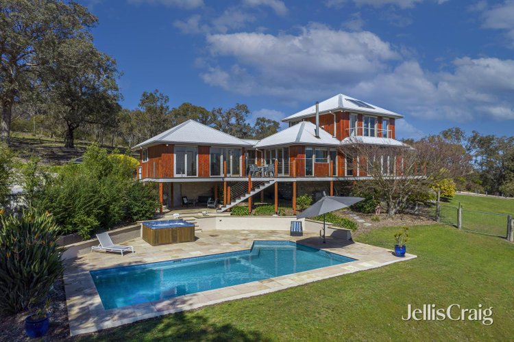290 Clintons Road Smiths Gully 3760