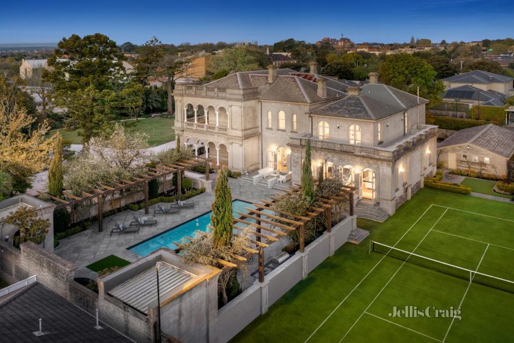 292 Cotham Road Kew 3101