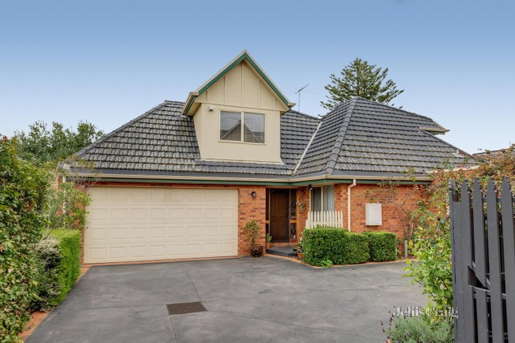 2 92 Leeds Street Doncaster East 3109