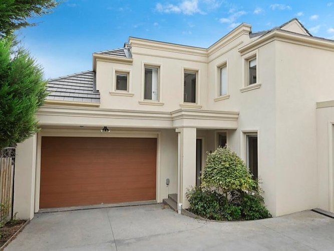 2 94 Warrigal Road Surrey Hills 3127