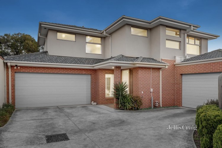2 96 Lemont Avenue Mount Waverley 3149