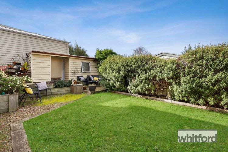 296 Pakington Street, Newtown