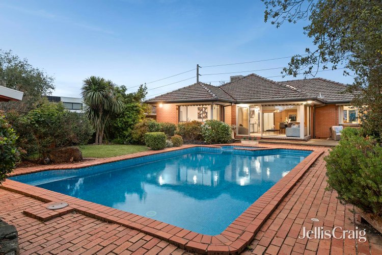 297 Thompsons Road Templestowe Lower 3107
