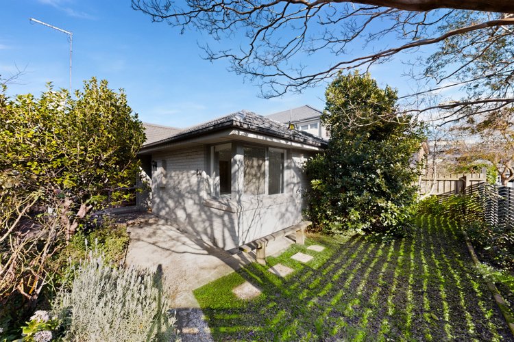 2A Auburn Parade Hawthorn East 3123
