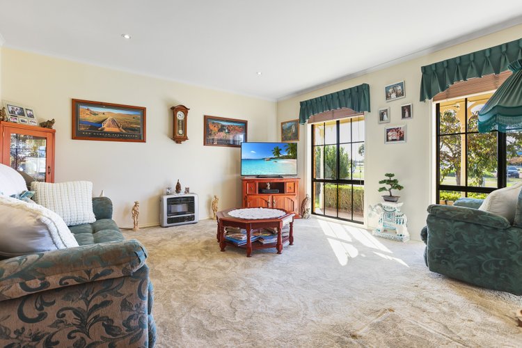 2a Balmoral Crescent, Eastwood