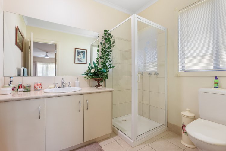 2a Balmoral Crescent, Eastwood