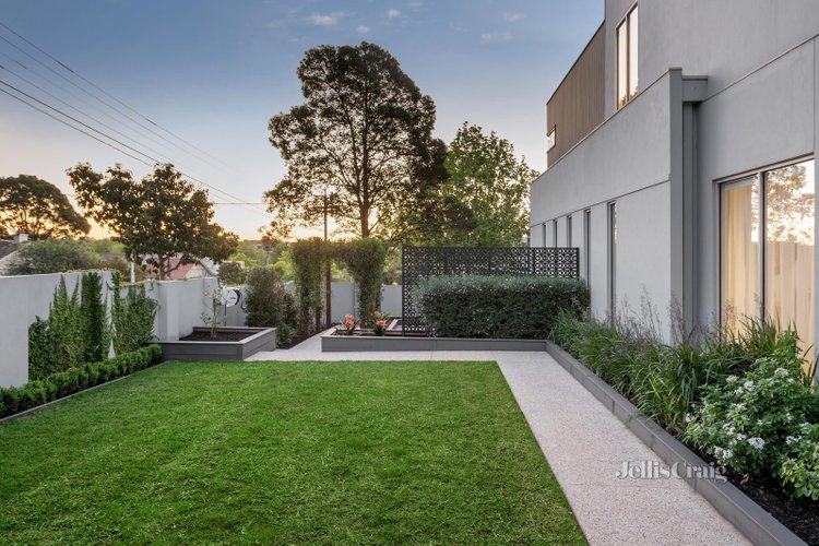 2A Belmont Avenue Glen Iris 3146