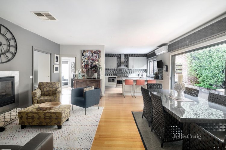 2A Courbrant Court Mont Albert North 3129