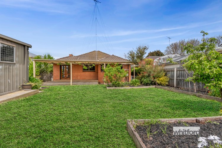2A Fairmont Road, Newtown