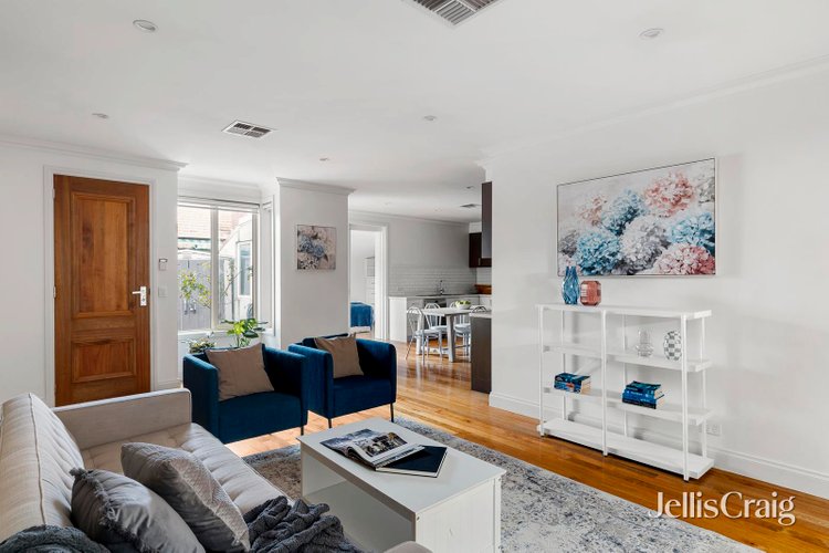 2A Frankston Street Reservoir 3073