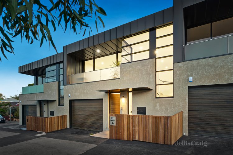 2A Hodgson Terrace Richmond 3121