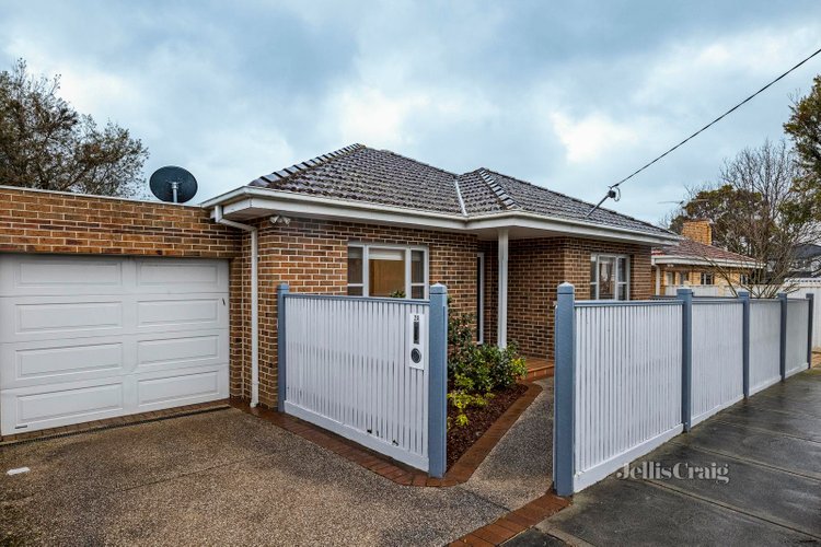 2a Lockwood Street Bentleigh 3204