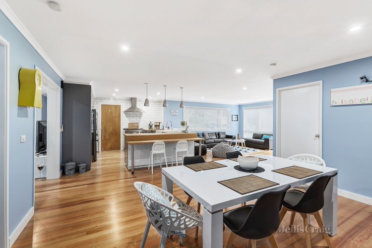 2A Rona Street Ferntree Gully 3156