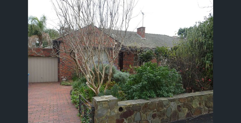 2A Waterloo Street Camberwell 3124