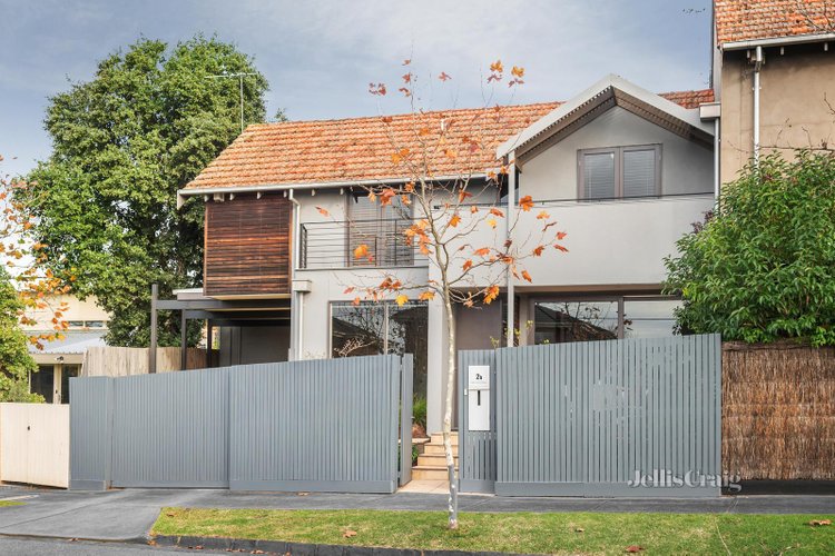 2B Golden Quadrant Glen Iris 3146