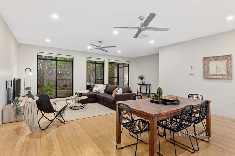 2B Naples Street Box Hill South 3128
