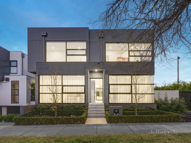 2C Molesworth Street Kew 3101