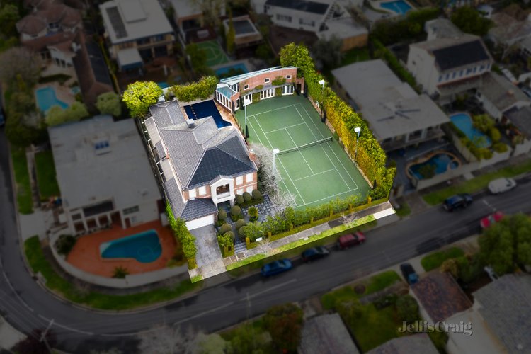 3-5 Rimington Avenue Kew 3101