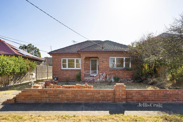 3 Armstrong Street Reservoir 3073