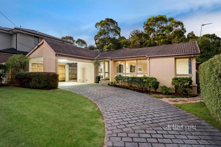 3 Ashcombe Drive Ringwood 3134