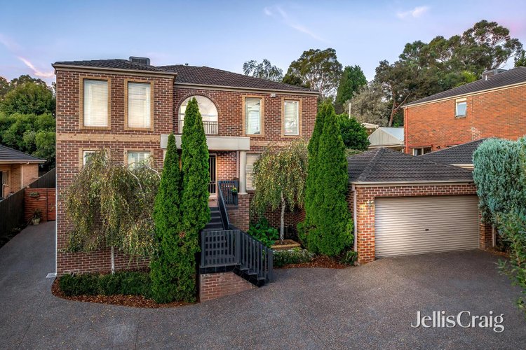 3 Barnsdale Way Ringwood North 3134