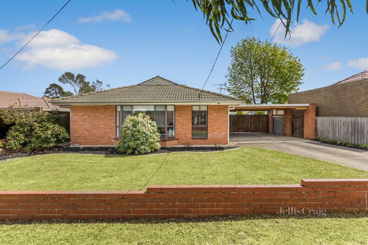3 Barton Street Kyneton 3444