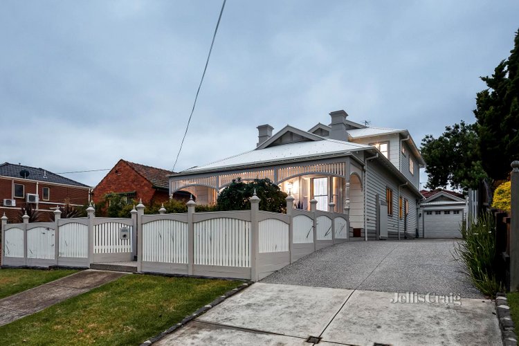 3 Beatrice Avenue Aberfeldie 3040