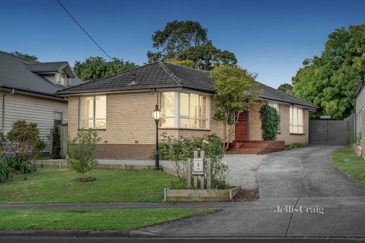 3 Canora Street Blackburn South 3130