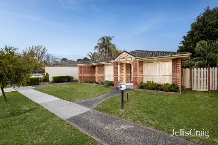 3 Chaucer Street Mooroolbark 3138