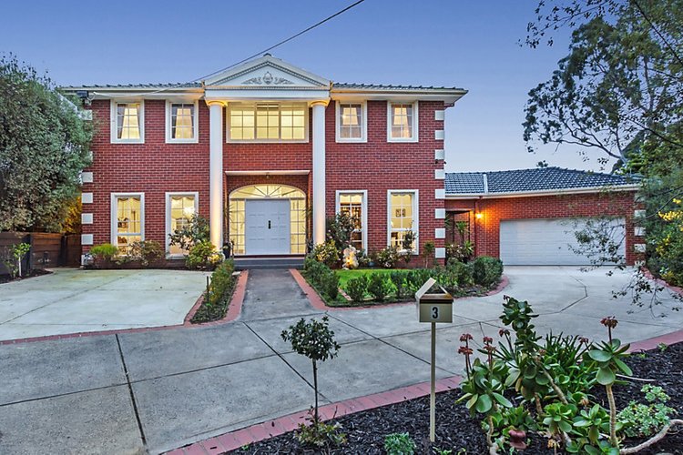 3 Clovelly Court Balwyn North 3104