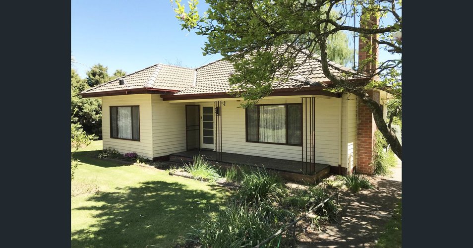 3 Cosmo Road Trentham 3458
