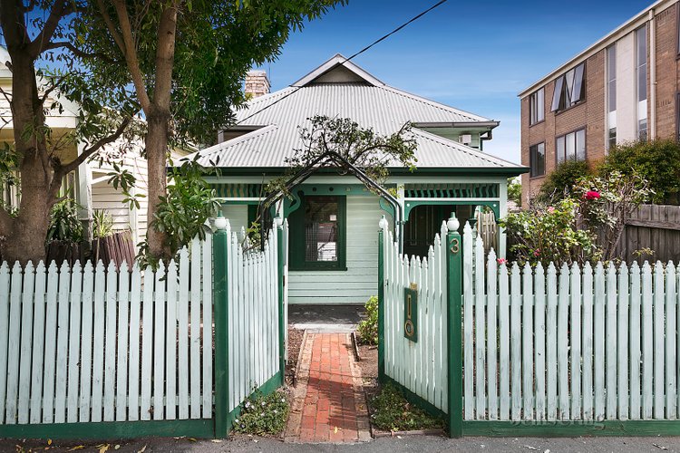 3 Dover Street Flemington 3031