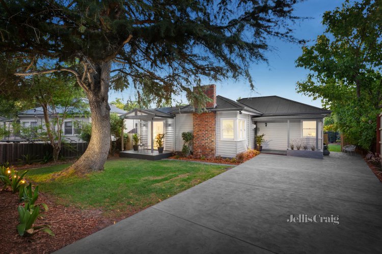 3 East Court Camberwell 3124
