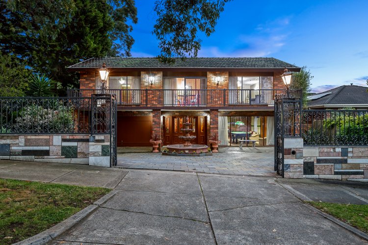 3 Freeman Street Wheelers Hill 3150