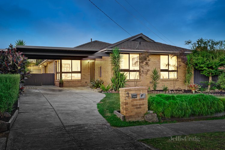 3 Grevillea Road Doncaster East 3109