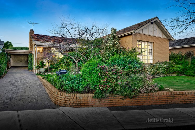 3 Hamilton Avenue Blackburn 3130