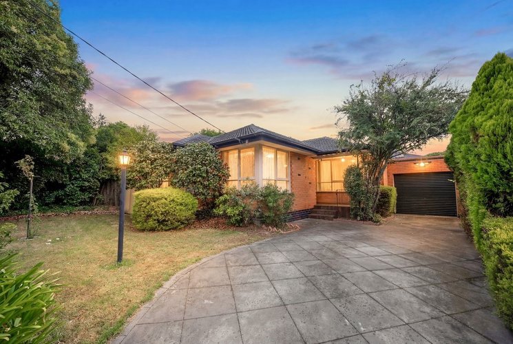 3 Hogan Court Box Hill North 3129
