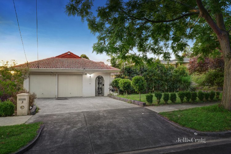 3 Howard Court Doncaster 3108