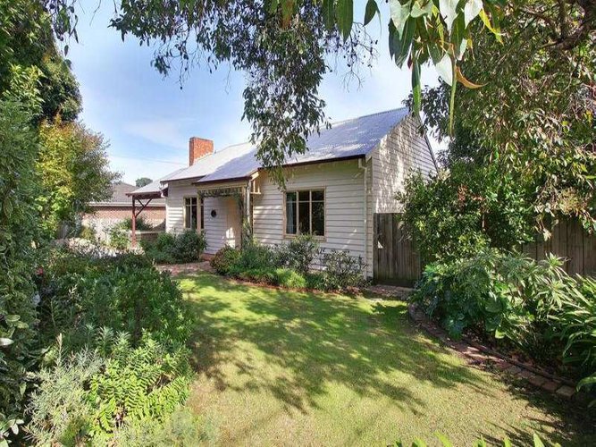 3 Howship Court Ringwood East 3135