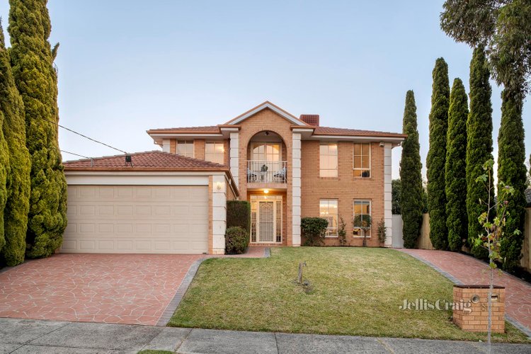 3 Illoura Street Watsonia 3087