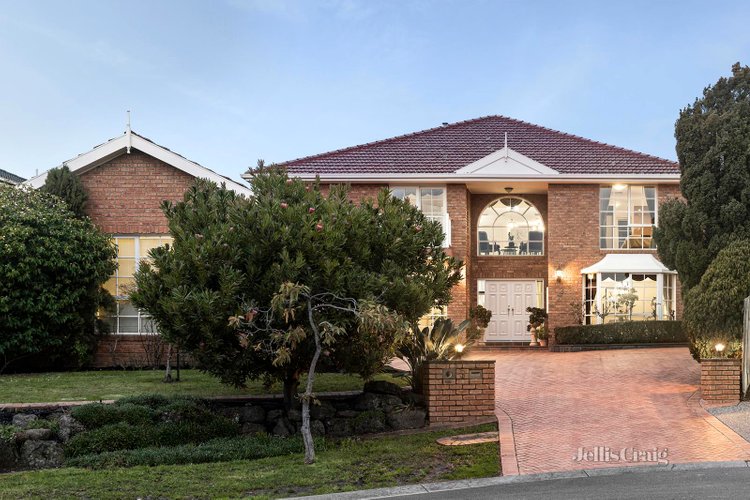 3 Janine Court Doncaster East 3109