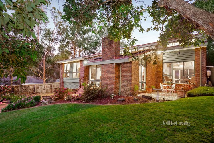 3 Laleham Court Eltham 3095