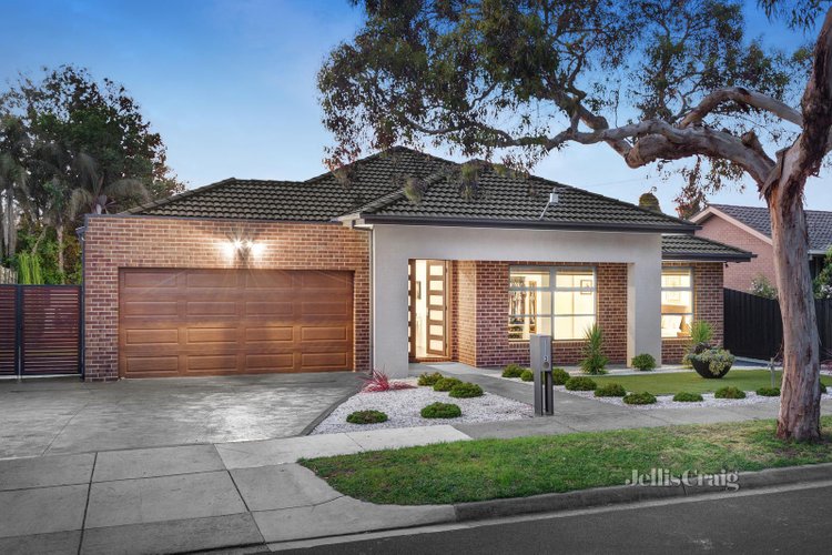 3 Lancelot Crescent Glen Waverley 3150
