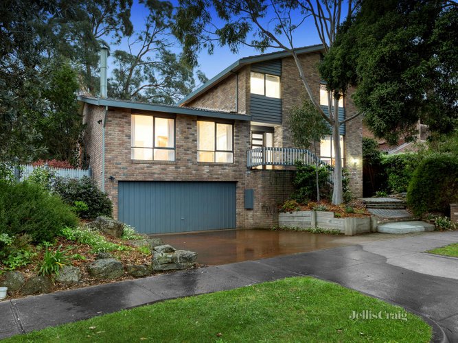 3 Leawarra Crescent Doncaster East 3109