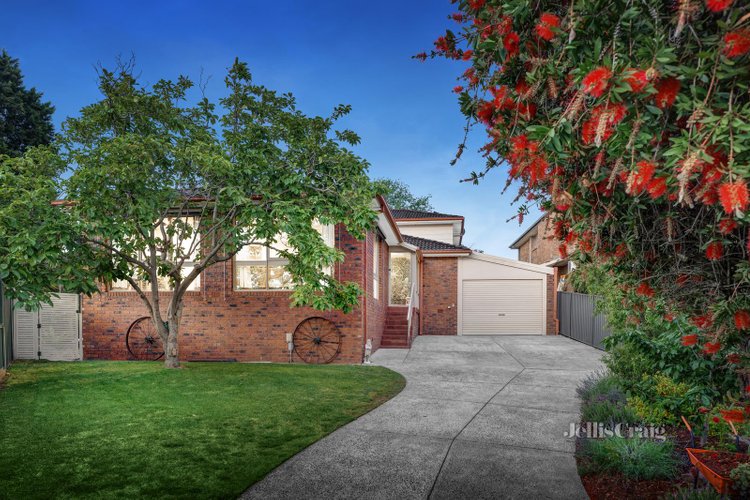 3 Mccubbin Close Mill Park 3082
