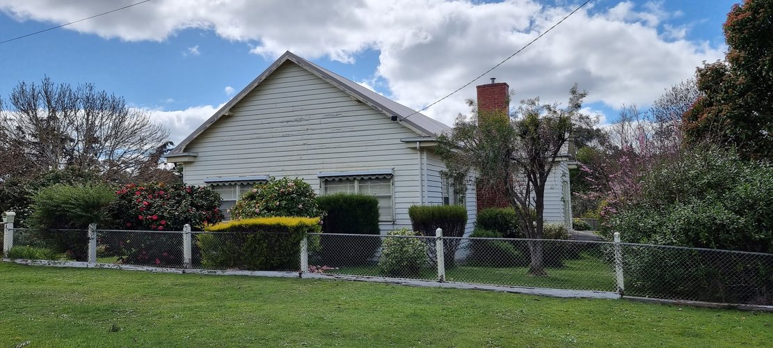 3 McKinnon Road Hepburn 3461